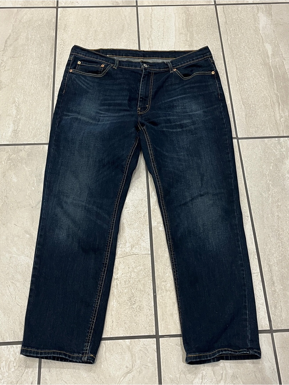 Levis 541 Athletic Taper Fit Jeans Mens 38x32 Blue Dark Wash Whiskers Stretch